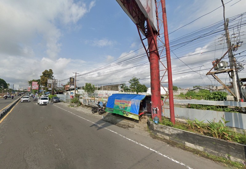 Tanah 4.000 Meter Persegi DI Kawasan Bisnis Jl Magelang Km 5 Dekat JCM dan Jombor