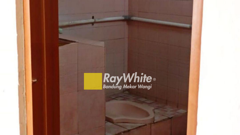 Kosan Aktif di Belakang UNINUS Buah Batu Bandung (fn)