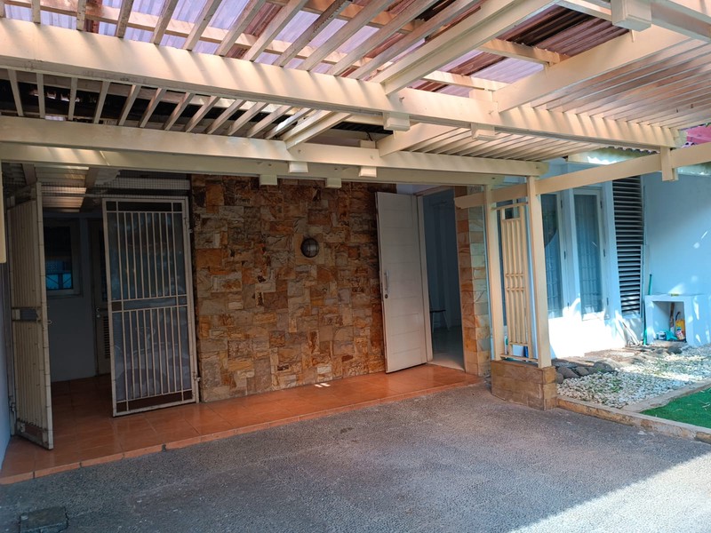 Rumah Bagus Di Jl Anggrek Lestari Indah Lebak Bulus Jakarta Selatan