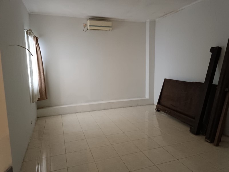 Rumah Bagus Di Jl Anggrek Lestari Indah Lebak Bulus Jakarta Selatan