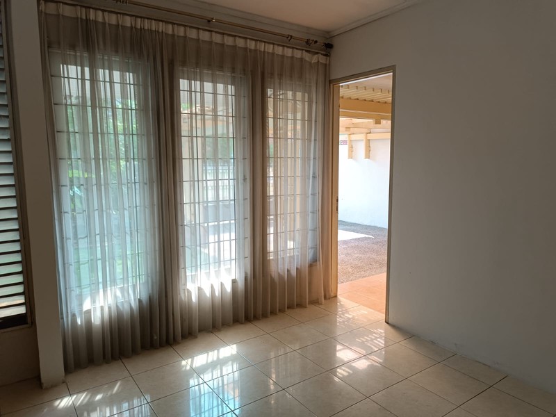 Rumah Bagus Di Jl Anggrek Lestari Indah Lebak Bulus Jakarta Selatan