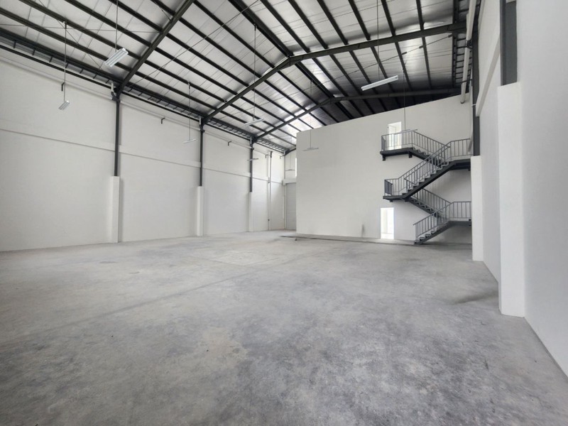 Sewa 3 Gudang Jejer Luas Strategis di JIIPE AKR GEM City Gresik