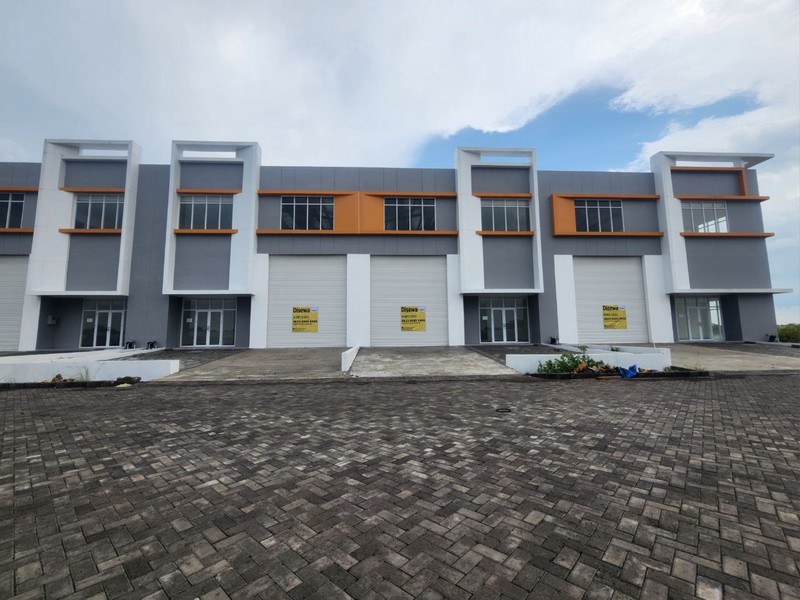 Sewa 3 Gudang Jejer Luas Strategis di JIIPE AKR GEM City Gresik