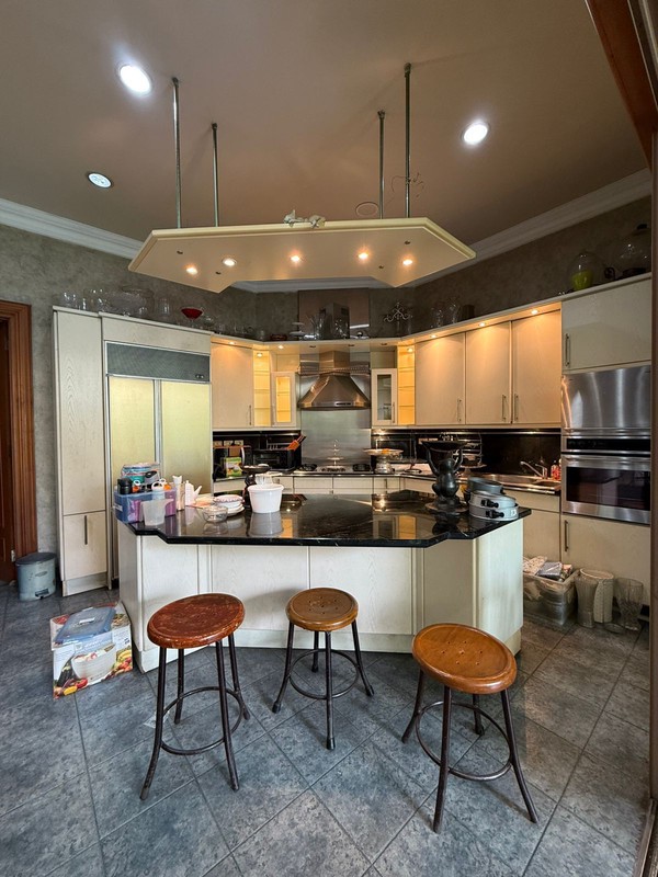 Rumah Bagus Di Jl Metro Alam Pondok Indah Jakarta Selatan