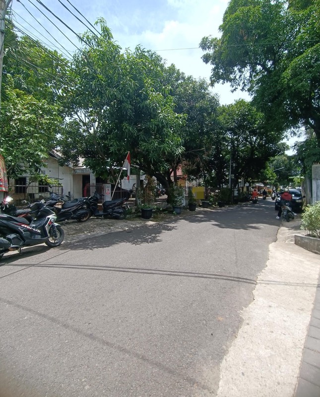 Rumah Hitung Tanah Di Jl Pondok Pinang Timur Kebayoran Lama Jakarta Selatan