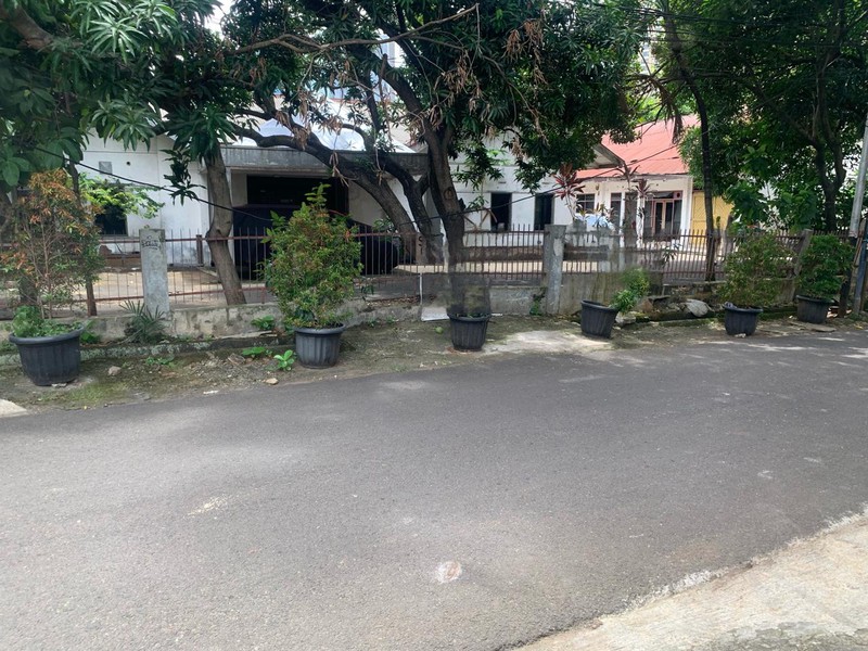 Rumah Hitung Tanah Di Jl Pondok Pinang Timur Kebayoran Lama Jakarta Selatan