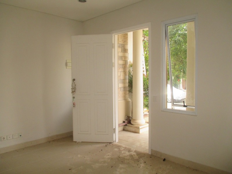 Rumah 1,3 M an di Vanya Park BSD