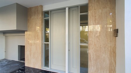 Rumah baru renovasi ukuran besar Catelya Residence, Ciater Serpong