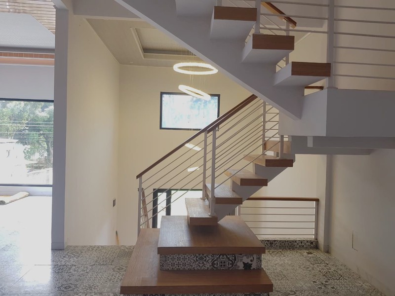 Rumah Dekat Kawasan Wisata Punclut Lembang Bandung