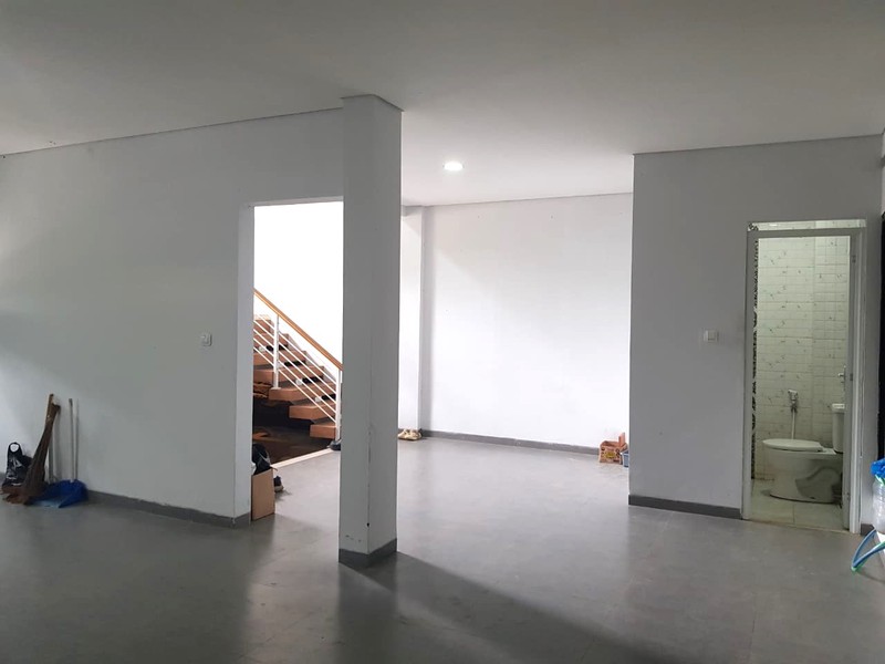 Rumah Dekat Kawasan Wisata Punclut Lembang Bandung