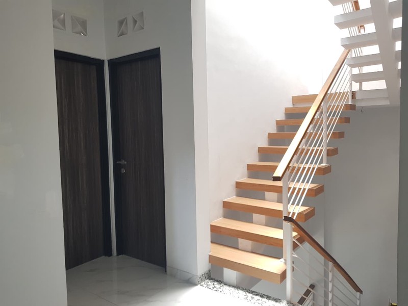 Rumah Dekat Kawasan Wisata Punclut Lembang Bandung