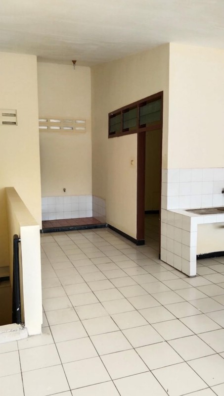 Disewakan Ruko Nol Jalan Arjuno Surabaya Pusat