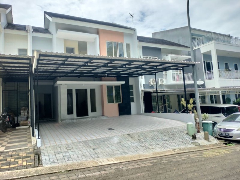 Rumah Brand New renovasi rapih di De Latinos BSD