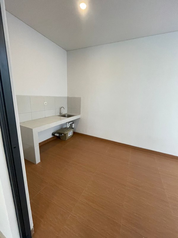 Termurah. Rumah brand new di Yuthica, BSD