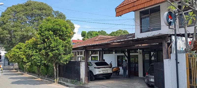 Rumah/Tempat Usaha Sayap Riau Bandung