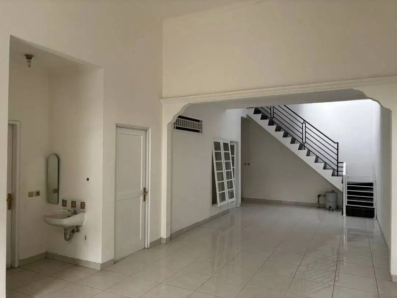 Hot Rent. Rumah bagus Delatinos Santiago, BSD