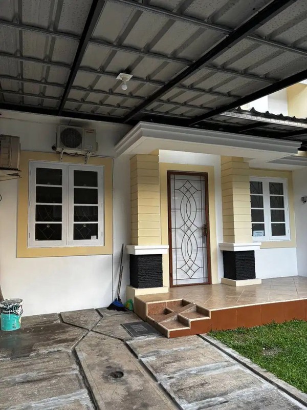 Hot Rent. Rumah bagus Delatinos Santiago, BSD