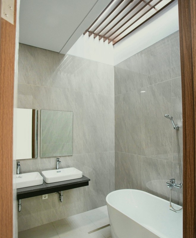 Istimewa. Rumah mewah Delatinos cluster Costarica, BSD