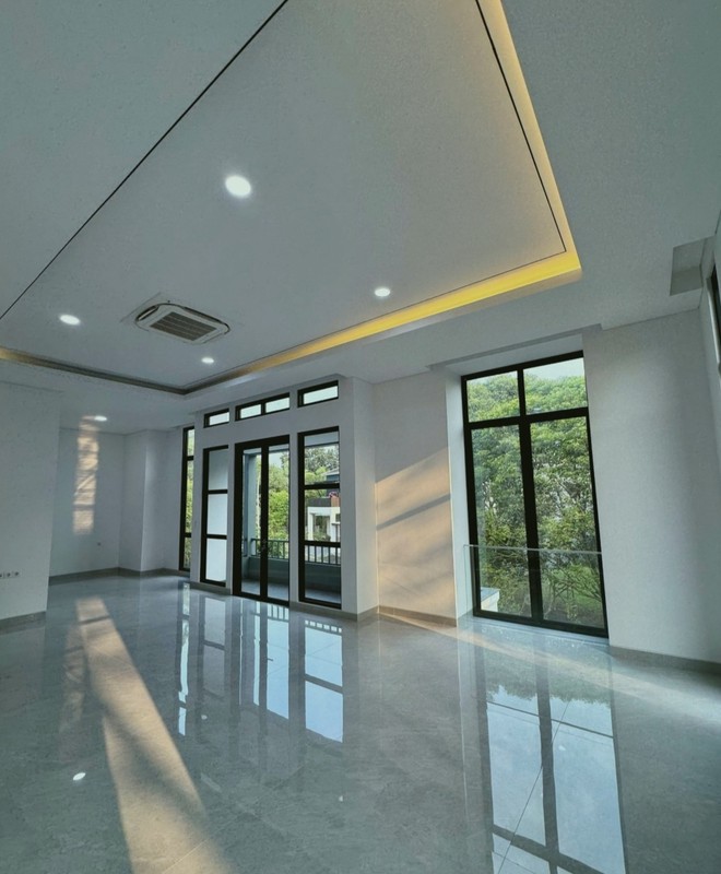 Istimewa. Rumah mewah Delatinos cluster Costarica, BSD