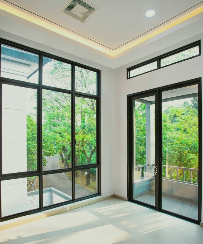 Istimewa. Rumah mewah Delatinos cluster Costarica, BSD