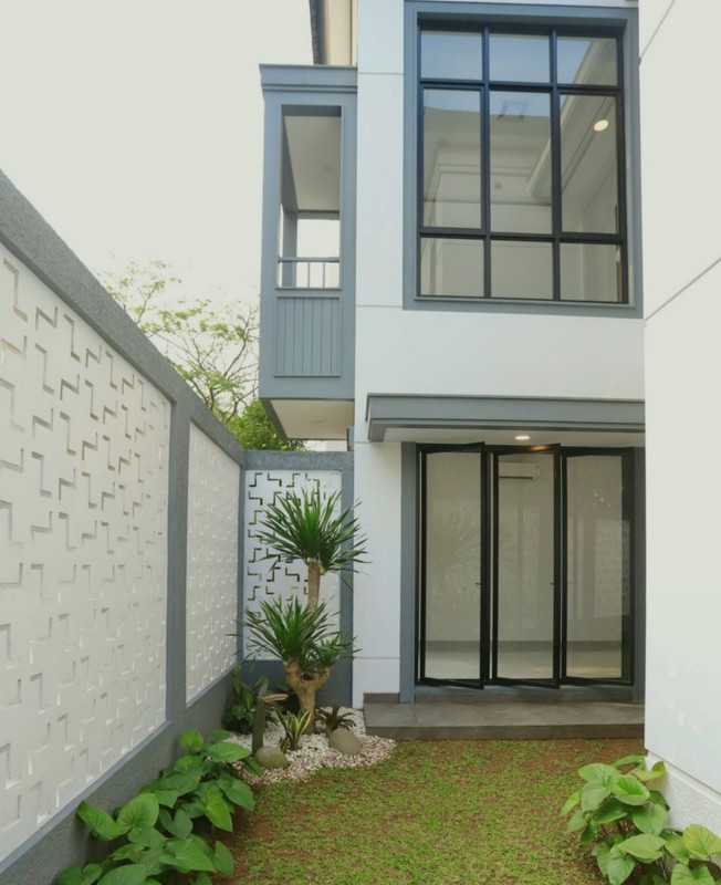 Istimewa. Rumah mewah Delatinos cluster Costarica, BSD