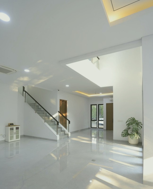 Istimewa. Rumah mewah Delatinos cluster Costarica, BSD