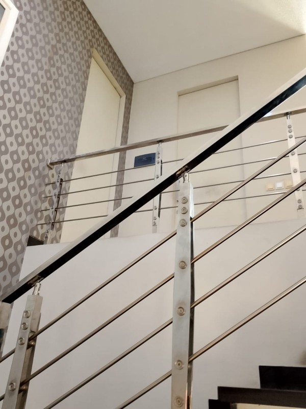 Dijual Rumah Citra Garden Citraland Sidoarjo Kota - Modern 2 Lantai BONUS FULL Furnished dekat Akses TOL, Lippo Plaza, Sun City Mall, Bandara Juanda