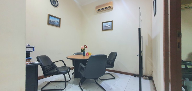 Ruko rapih ex kantor di Kelapa Hibrida Raya, Kelapa Gading