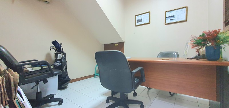 Ruko rapih ex kantor di Kelapa Hibrida Raya, Kelapa Gading