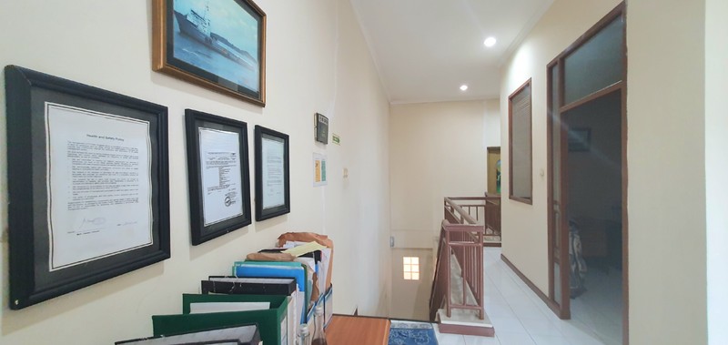 Ruko rapih ex kantor di Kelapa Hibrida Raya, Kelapa Gading