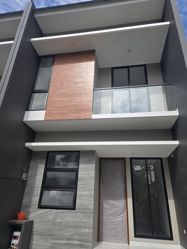 Dijual Rumah Baru Gress di BARUK  Surabaya Timur