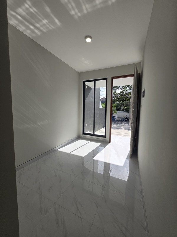 Dijual Rumah Baru Gress di BARUK  Surabaya Timur