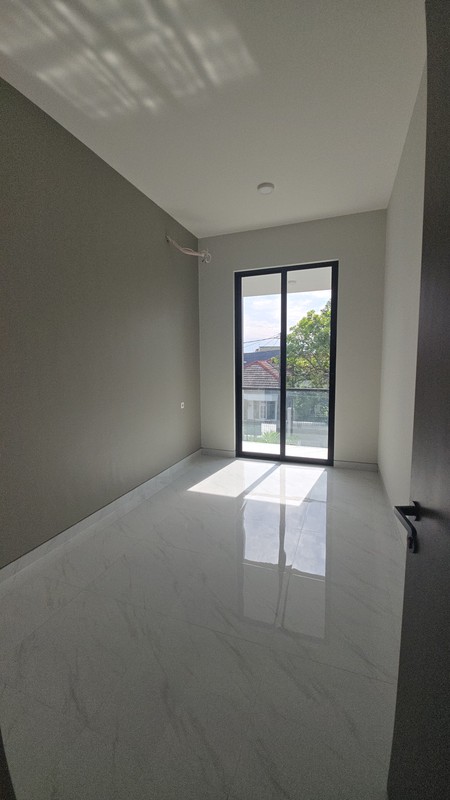 Dijual Rumah Baru Gress di BARUK  Surabaya Timur