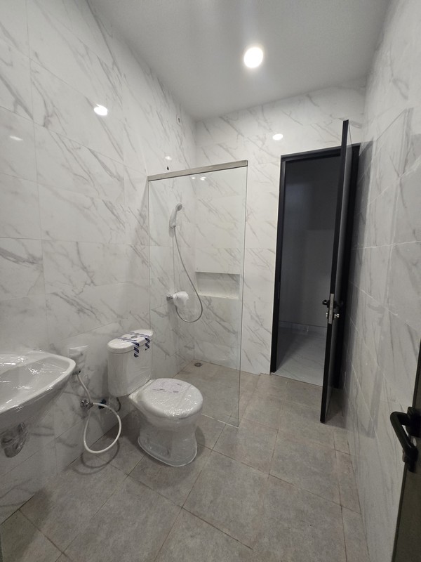 Dijual Rumah Baru Gress di BARUK  Surabaya Timur