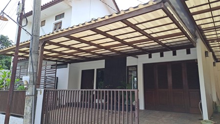 Rumah Lokasi Strategis dengan Taman Luas @Griya Sekar Melati, Pangkalan Jati Baru.