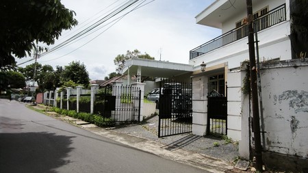 Dijual Rumah Lokasi Strategis di Jl. Perdatam Terusan- Pesanggrahan - Jaksel