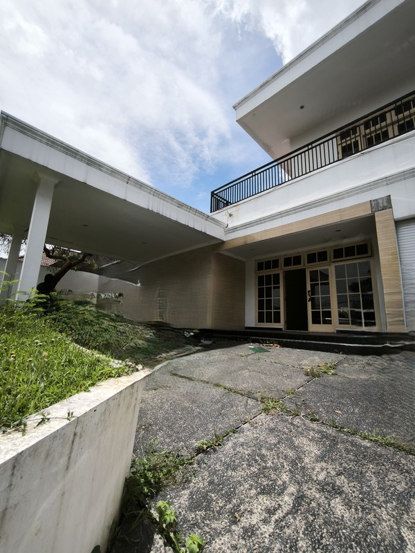 Dijual Rumah Lokasi Strategis di Jl. Perdatam Terusan- Pesanggrahan - Jaksel