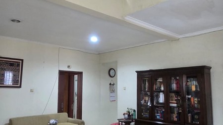 Rumah posisi hook,dalam cluster di Bintaro Jaya 9