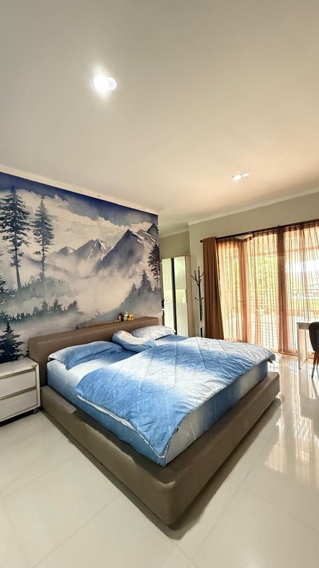 Rumah 2½ Lantai Siap Huni dengan Hunian Nyaman dan Asri @Bintaro, Sektor 7