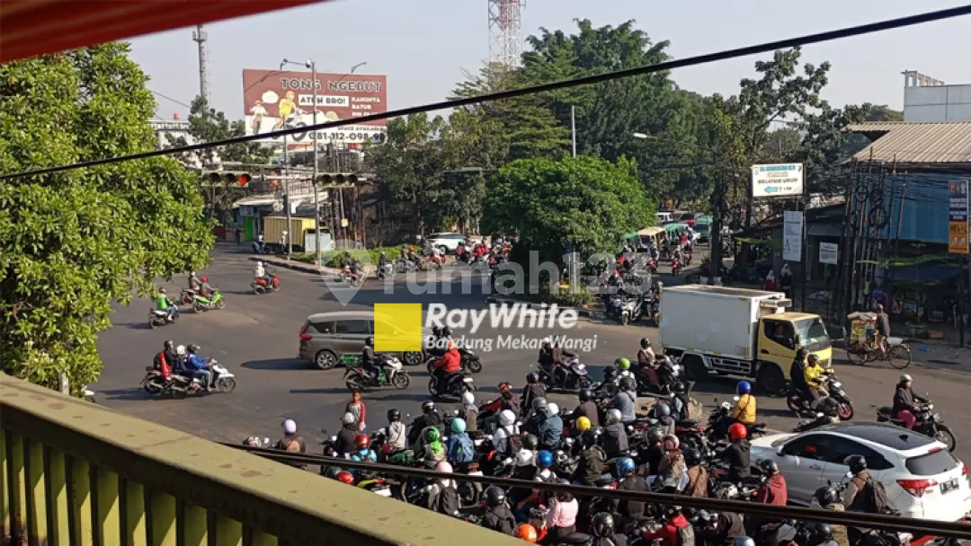   Dijual Cepat Ruko/ Gudang Soekarno Hatta (fn)