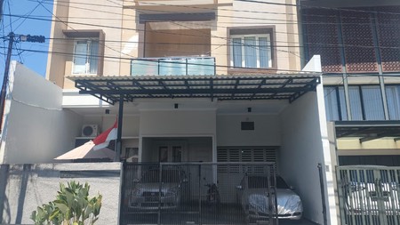 Dijual Rumah Bangunan Baru Denah ruang bagus Komplek perumahan penjaringan sari 2 surabaya Depan gedung graha YKP