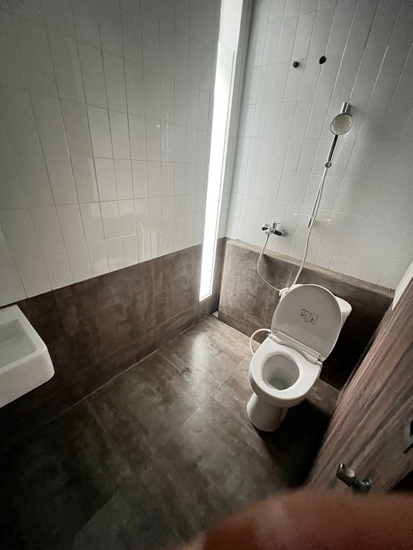 Rumah Cantik Siap Huni di Ciputat Lokasi Stategis KT 3+1 KM 3+1 Surat SHM