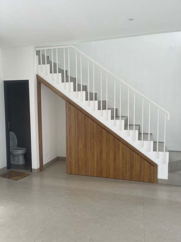 Rumah Cantik Siap Huni di Ciputat Lokasi Stategis KT 3+1 KM 3+1 Surat SHM