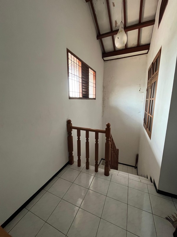 Rumah Terawat di Cinere Depok, Dekat ke Tol