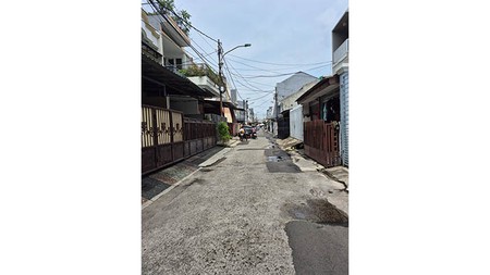 Dijual Rumah Tua, Kelapa Molek, Kelapa Gading