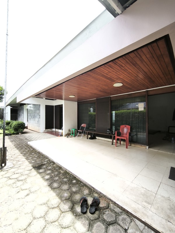 Rumah Asri Siap Huni dalam Lingkungan Tenang di Jl. Bendi, Kebayoran Lama JakSel