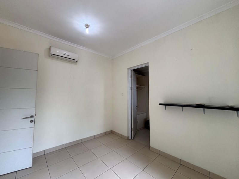 Rumah Boulevard di Legenda Wisata, Cibubur