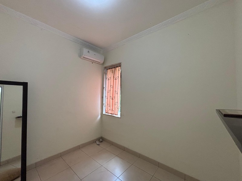 Rumah Boulevard di Legenda Wisata, Cibubur