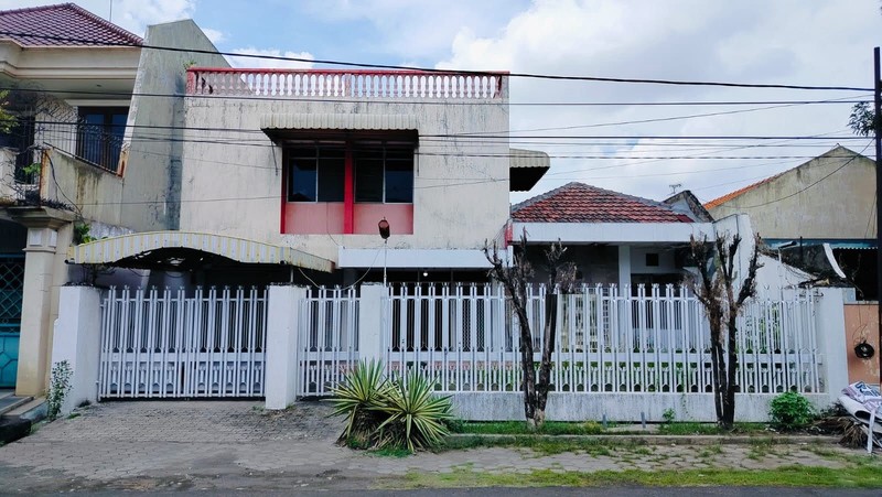 Rumah Dijual Pucang Sewu Gubeng Surabaya Timur Siap Huni Cocok Untuk Usaha Kos-Kosan