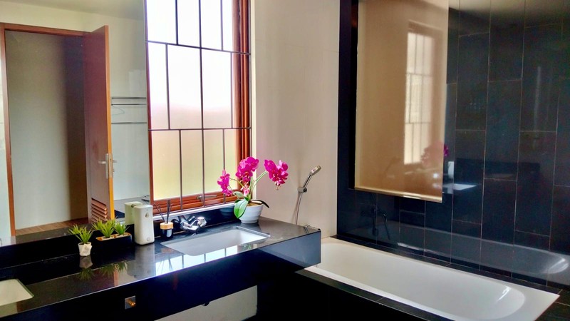 FOR RENT! Rumah Cantik Modern Minimalis di Kemang, Jak-Sel